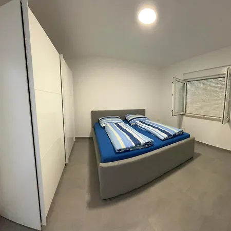 Dosen Apartment *